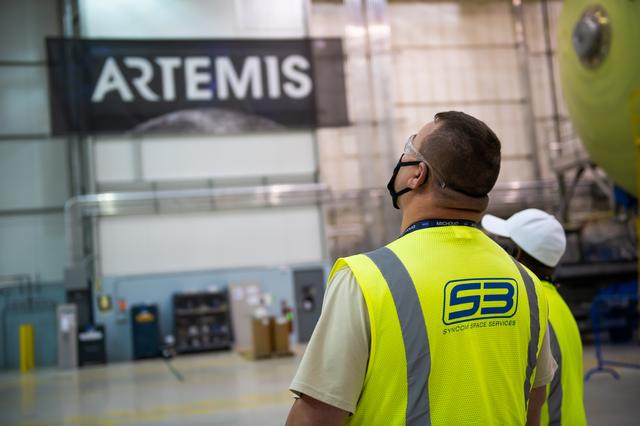 NASA image: Michoud Assembly Facility Employees Wear PPE As Site Transitions to Stage 3 of NASA’s Return-To-Work Framework